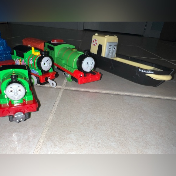 Thomas train Percy trackmaster set and mini friends automatic talking - Picture 12 of 14